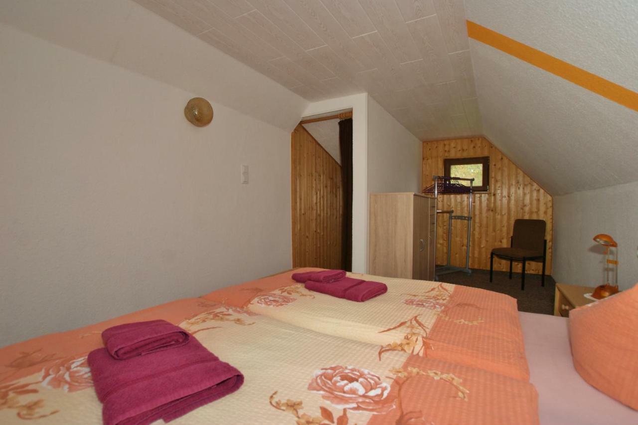 Ferienhaus Schaffrath Ehrenberg  Luaran gambar